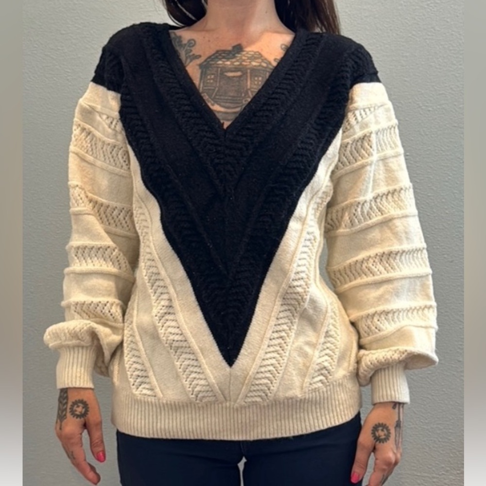 Kaily K Sweater S